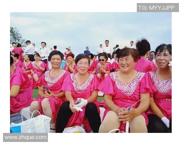 杨丽专访:揭秘滑板运动背后的成功秘诀与成长历程 杨丽专访:揭秘滑板运动背后的成功秘诀与成长历程